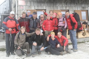 Z leve proti desni zgoraj: Gregor, Matic, Silvo ,Vojko, Mirko, Nina, Mitja, Jožica, Sara, Matej; spodaj: Marjanca, Damjan, Meta, Nuša  