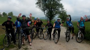 turno kolesarji skupinska